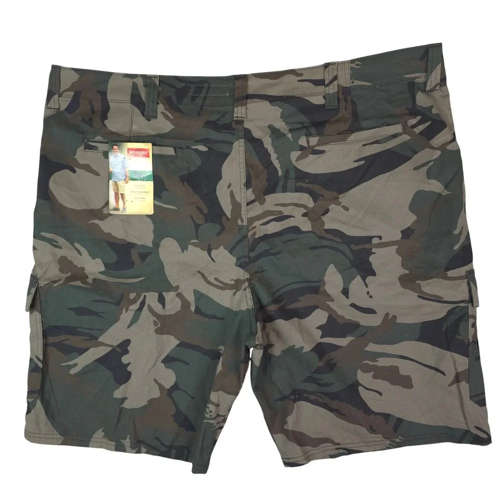 Wrangler Cargo Shorts Mens 46x10 Green Camo Relaxed Fit Tech Pocket Tactical New